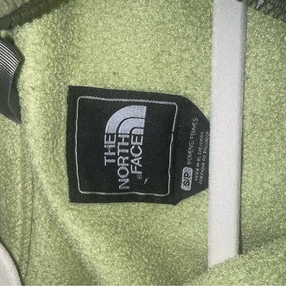 The North Face Women’s Denali Jacket - Picture 4 of 9